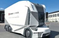 [स्वीडन / बिना ड्राइवर केबिन का इलेक्ट्रिक ट्रक सड़क पर दौड़ा, इसमें हैं 360 डिग्री घूमने वाले कैमरे और रडार]