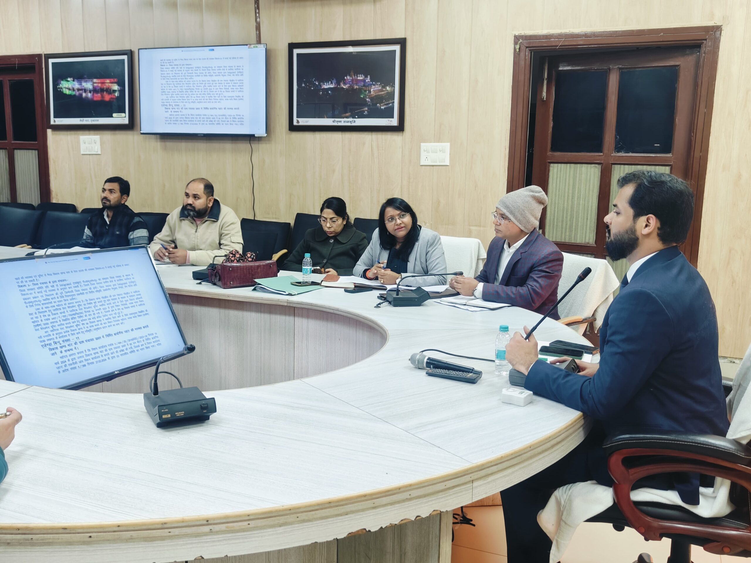 मुख्य विकास अधिकारी मनीष मीना की अध्यक्षता में हुई स्वच्छ भारत मिशन की बैठक