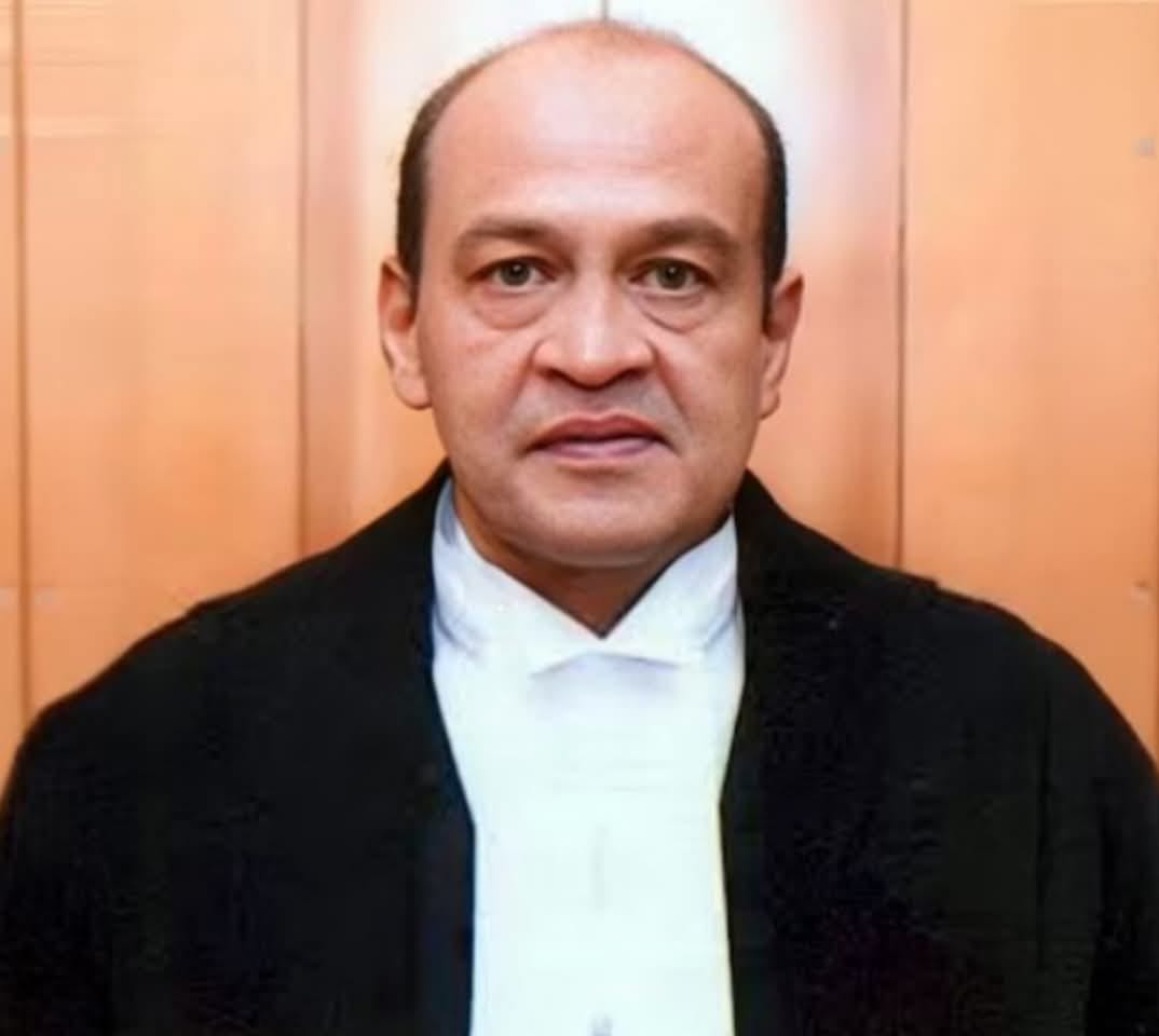 दिल्ली हाई कोर्ट जज के घर में मिला नोटों का अंबार,क्या मी लाॅर्ड चीफ जस्टिस ट्रांसफर से ही ख़त्म कर देंगे मामला!