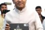 आयोग के सदस्य व अध्यक्ष ने अधिकारियों के साथ की समीक्षा बैठक