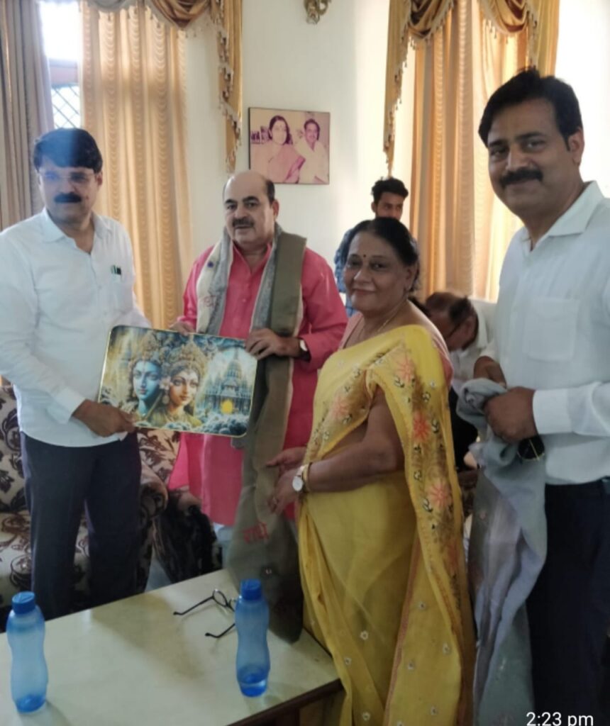 राज्यसभा सांसद चौधरी तेजवीर सिंह ने दिया बी.एस.ए. कॉलेज के विकास का भरोसा