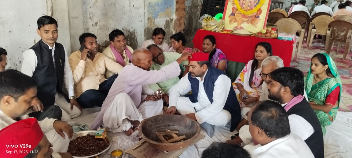 झूठ, नफरत, असमानता के साम्राज्य को नष्ट कर समाजवाद के सृजन की प्रेरणा देते हैं भगवान विश्वकर्मा:- राकेश मौर्य