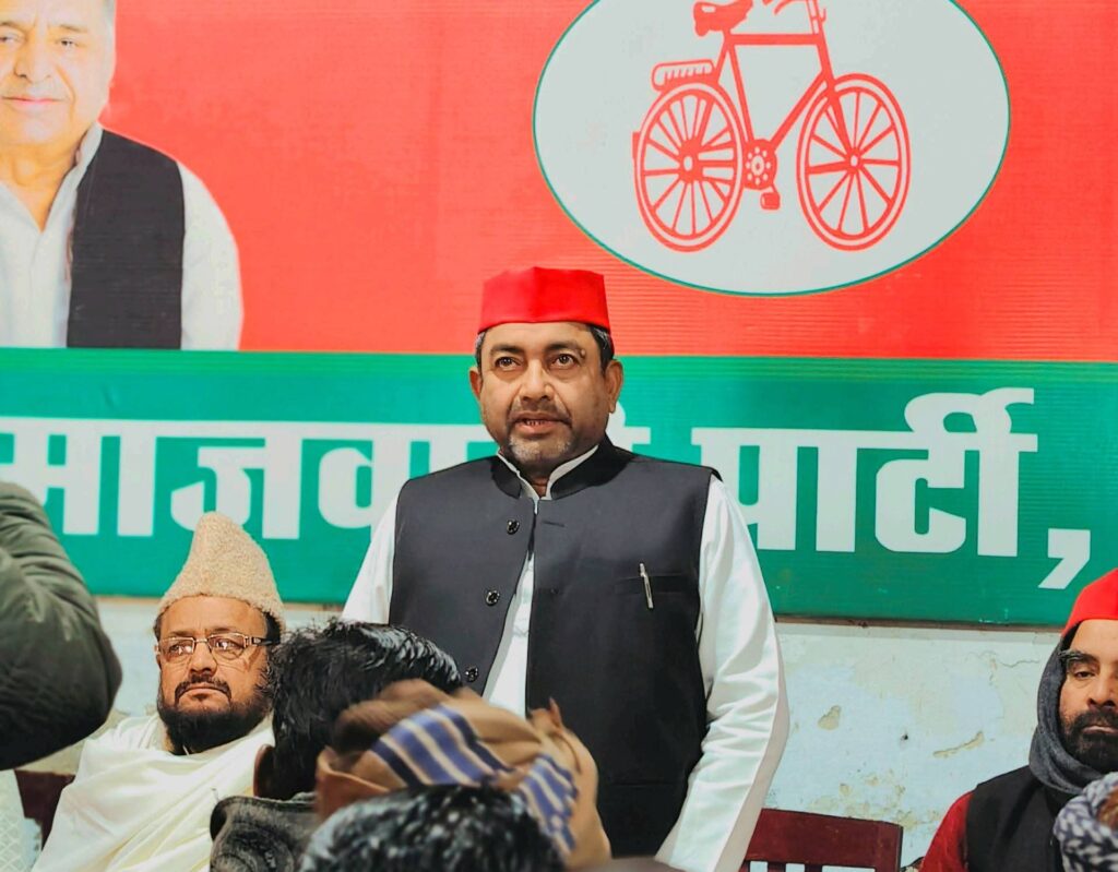 समानता, सामाजिक न्याय के साथ ही शिक्षा की क्रांतिज्योति है सावित्रीबाई फुले:-राकेश मौर्य