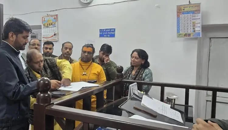बांके बिहारी कॉरिडोर की दिशा में बड़ा कदम: मंदिर क्षेत्र के दो और लोगों ने की रजिस्ट्री