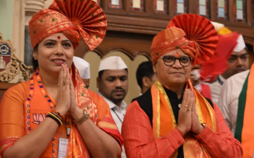 रितु तावड़े को बीएमसी में महापौर बनाकर बीजेपी ने 44 वर्ष में रचा इतिहास