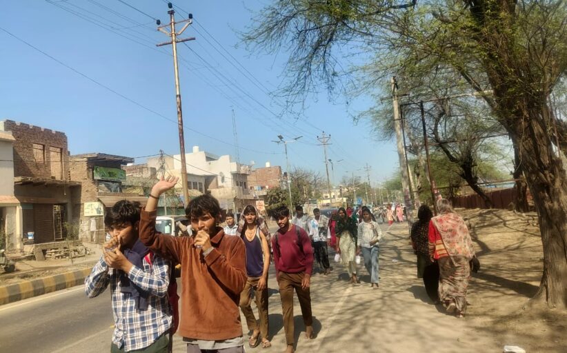 कृष्ण नगरी में गूंजा “बम-बम भोले” का जयघोष