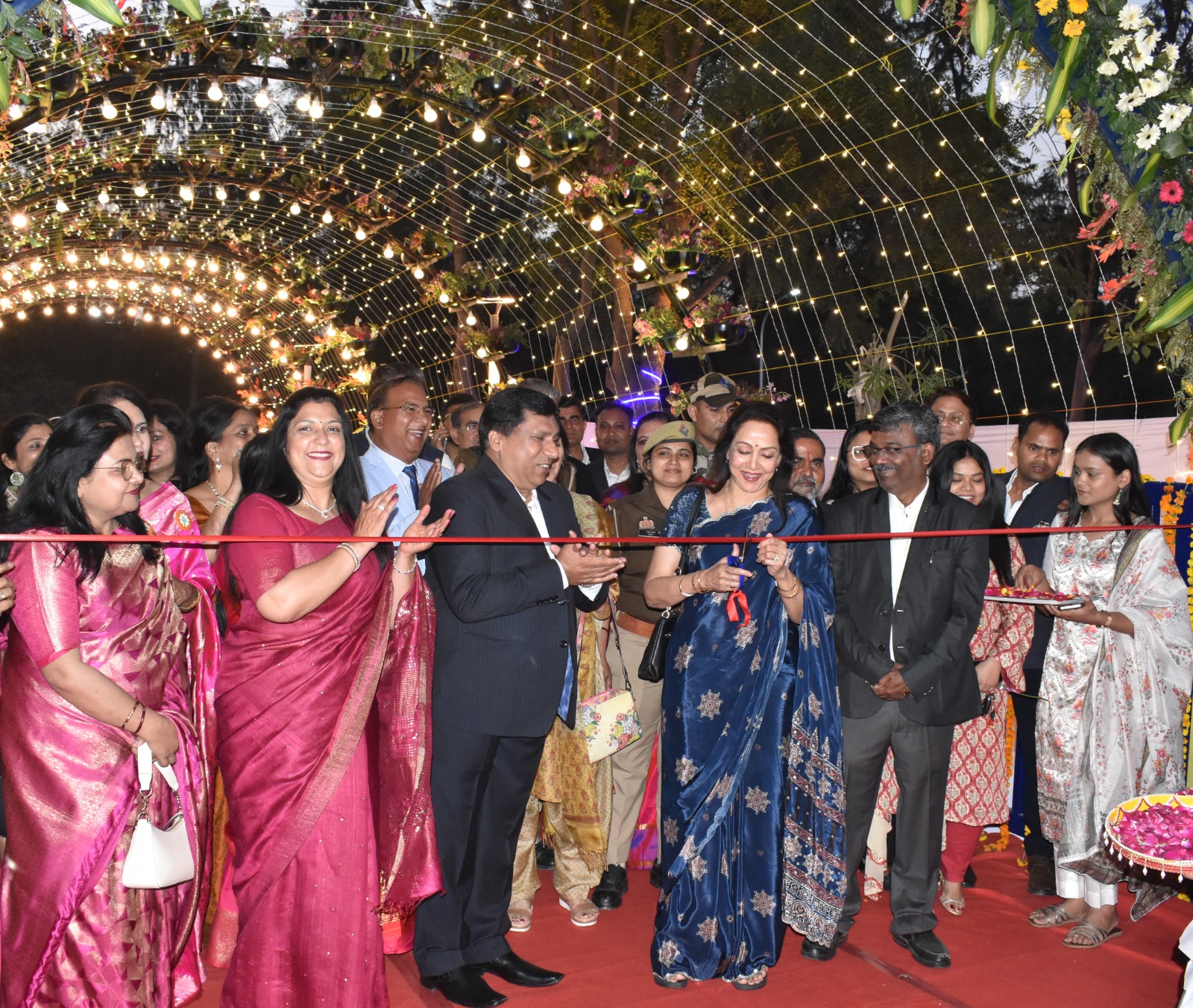 रिफाइनरी तकनीक, पर्यावरण और समाज के बीच कर रही सामंजस्य के साथ कार्य: हेमामालिनी