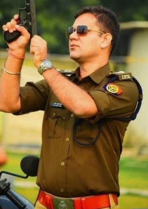 पुलिस आब्जर्वर डॉ अजयपाल शर्मा की सख़्ती से तृणमूल तिलमिलाई चुनाव बाद देख लेने की दी धमकी