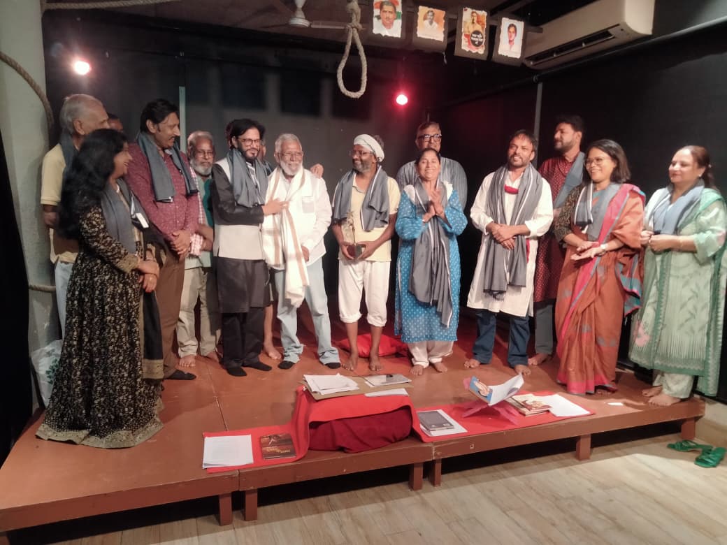 अमर बलिदानी चंद्रशेखर आजाद को रंगमंचीय कला से दी गई आदरांजलि