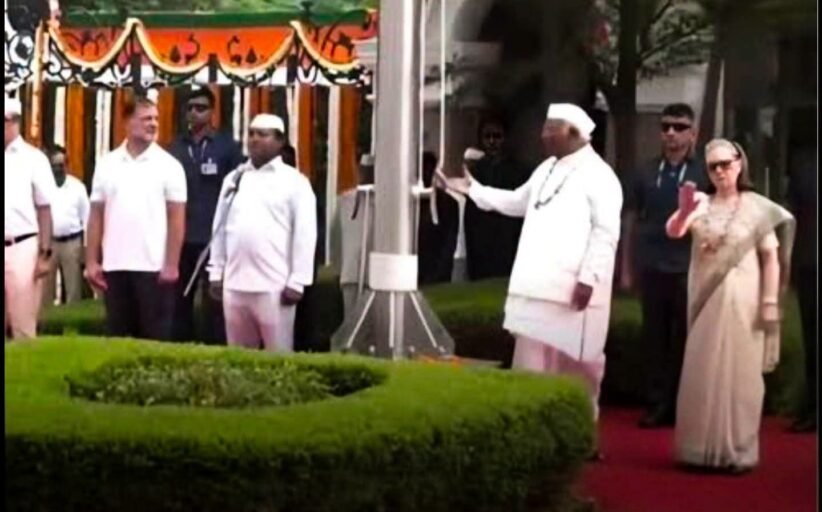 कांग्रेस को 'वंदे मातरम्’ से है 90 साल पुराना बैर:चढ़ा रही तुष्टिकरण की वेदी पर राष्ट्रगीत की बलि !